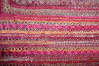 2191120secret_paths_shawl_gestreept